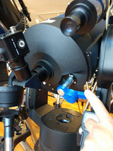 Fine Finger Feather Focuser